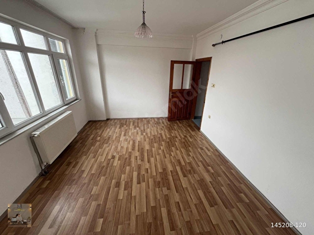 Yakakent Meydanda kiralık asansörlü-doğalgazlı 2+1 daire - Görsel 19