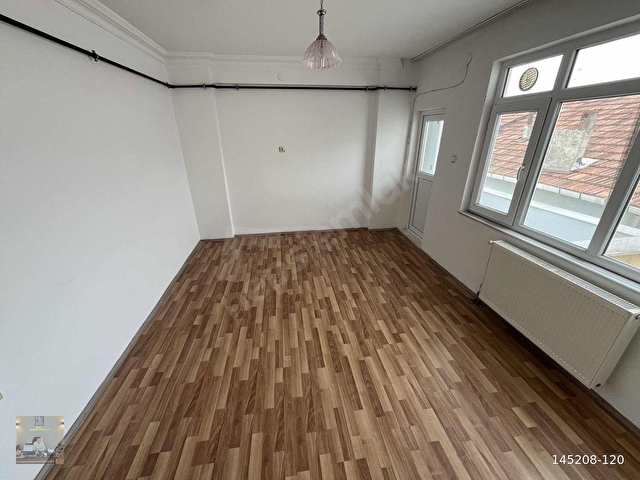 Yakakent Meydanda kiralık asansörlü-doğalgazlı 2+1 daire - Görsel 15