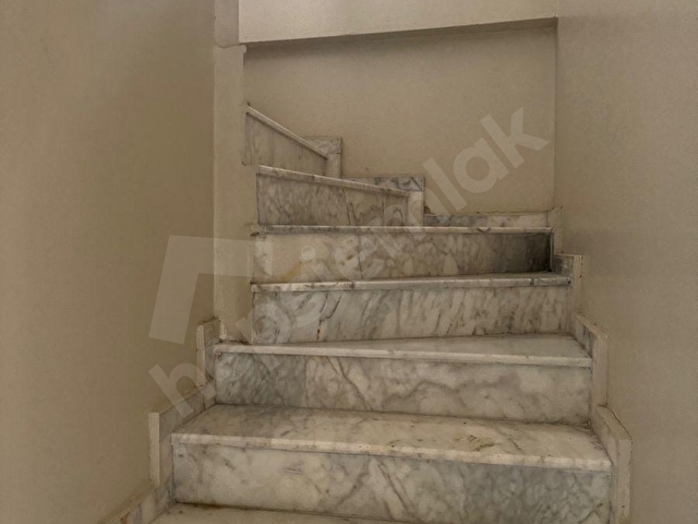 ARSUZ GÖKMEYDAN KAYMAKAMLIK ARKASI SATILIK DÜBLEKS DAİRE - Görsel 7
