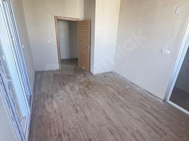 ARSUZ GÖKMEYDAN KAYMAKAMLIK ARKASI SATILIK DÜBLEKS DAİRE - Görsel 8
