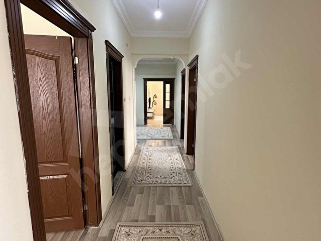kayakyoluda site içinde satılık 3+1 arakat daire - Görsel 9