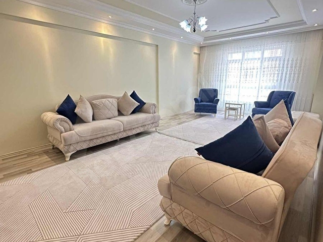 kayakyoluda site içinde satılık 3+1 arakat daire