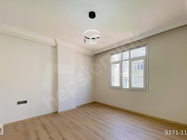 MERKEZİ KONUMDA 2 +1 A.MUTFAKLI KİLERLİ TEMİZ DAİRE - Görsel 11
