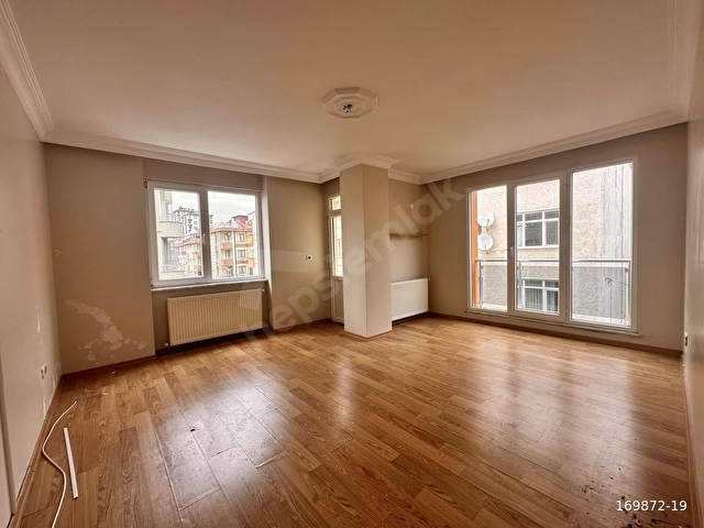 İSTİKLAL MAH. KİRALIK 2+1 ARA KAT DAİRE 42.000 TL - Görsel 2
