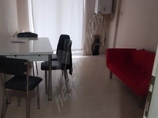 bireysel kombili-balkonlu- 2+0 eşyalı apart yenişehirde
