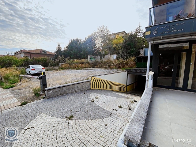 SATILIK ÇENGELKÖY DOĞUŞ ÜNİVERSİTESİ CADDE ÜSTÜ DÜKKAN