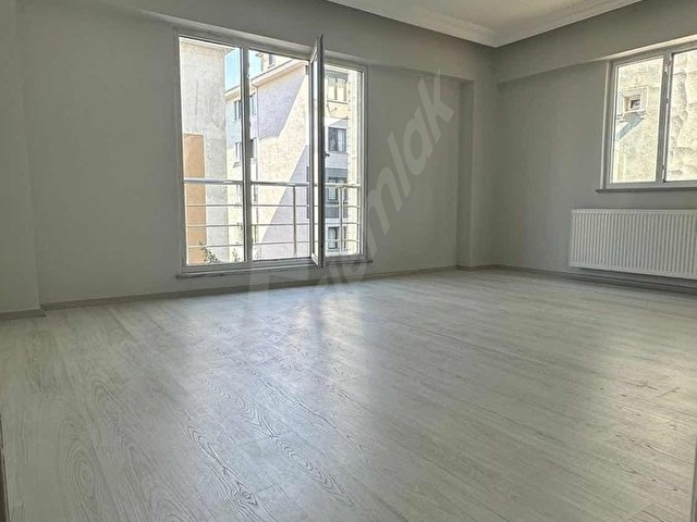 HALKALI MERKEZ MAHALLESINDE SİTE İÇERİSİNDE SATILIK 2 + 1 DAIRE - Görsel 18