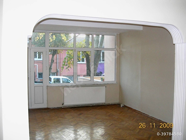 Sağlam Zemin aryanlara, Şehir merkezinde,Etiler de , bütün arterlere yakın, Home Ofis - Görsel 4