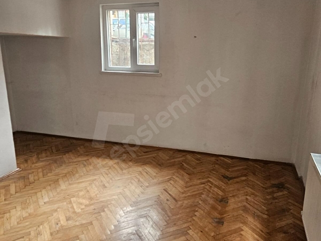 FİKİRLİ EMLAKTAN KEÇİÖREN ÇİÇEKLİDE KOT 1DE 3+1 SALON BAĞIMSIZ - Görsel 3