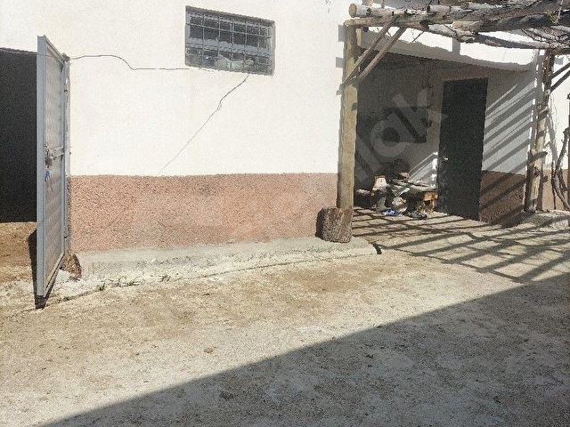 Burhaniye Mahallesinde SATILIK Ahırları,3+1 Geniş 140 M2 Net Müstakil Evi Toplam 17,5 Evlek. - Görsel 20