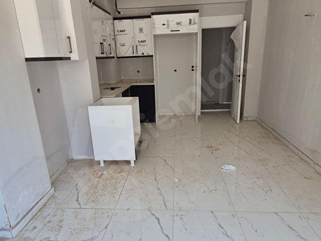 AYDINLAR KIYIBOYUNDA CAZİP SIFIR  2+1 GÜNEY CEPHELİ,BALKONLU SATILIK DAİRE - Görsel 4