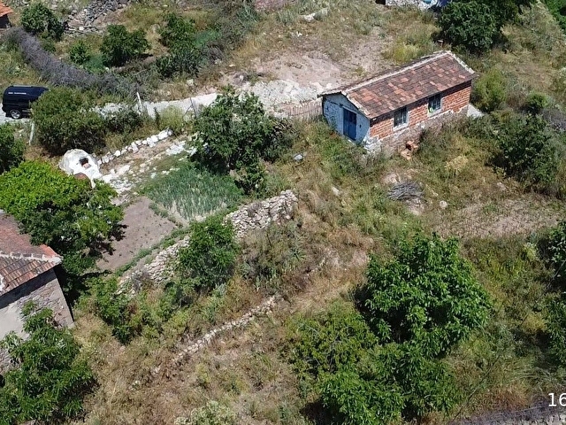 TANBERK DEN DOĞANIN KALBİNDE TAŞ EV VE DEPO 1008 M2 ARSA İÇİNDE - Görsel 20