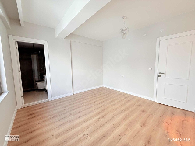ÖZGÜNDEN ÇAMLICA MAHALLESİ MÜKEMMEL KONUMDA 3+1 DAİRE - Görsel 16