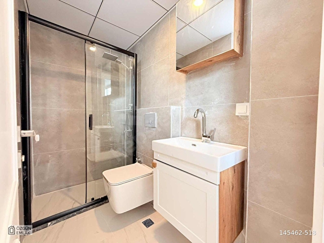 ÖZGÜNDEN ÇAMLICA MAHALLESİ MÜKEMMEL KONUMDA 3+1 DAİRE - Görsel 26