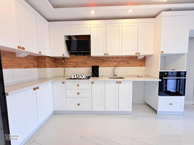 ÖZGÜNDEN ÇAMLICA MAHALLESİ MÜKEMMEL KONUMDA 3+1 DAİRE - Görsel 2