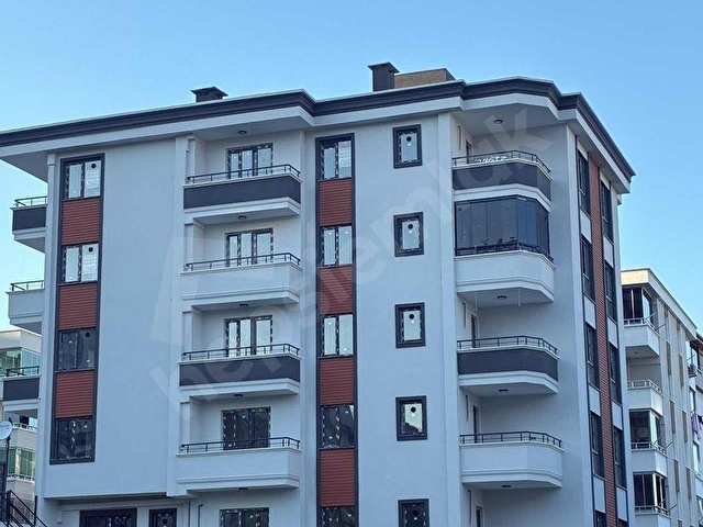 BULUT EMLAKTAN İSTİKLAL MAHALLESİNDE SATILIK 2+1 - Görsel 4