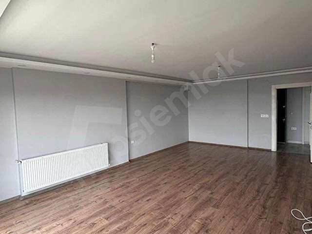 AY EMLAKTAN TARSU AVM YANI KİRALIK 4+1 GENİŞ DAİRE - Görsel 6