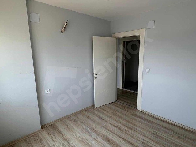 AY EMLAKTAN TARSU AVM YANI KİRALIK 4+1 GENİŞ DAİRE - Görsel 19