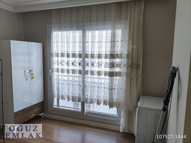 BEYAZEVLERDE DOĞALGAZLI EŞYALI KİRALIK DAİRE - Görsel 4