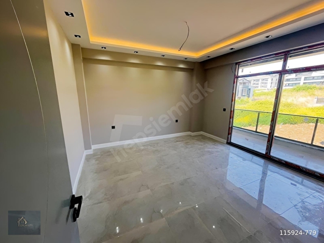 8+1 SIFIR TRİPLEKS (SPORIUMA 200 METRE)ASNSÖRLÜ ULTRA LÜKS VİLLA - Görsel 5