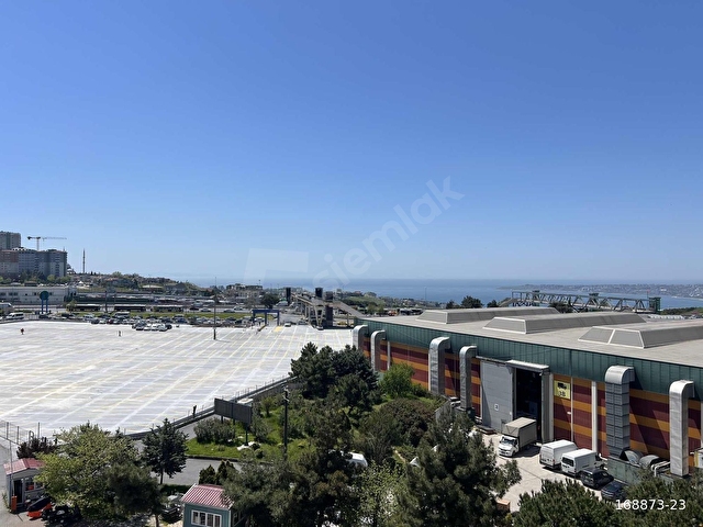DENİZ MANZARALI METROBÜS 100metre MESAFEDE KİRALIK EŞYALI DAİRE
