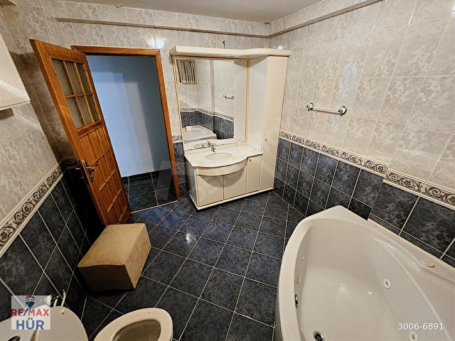 BÜYÜK FIRSAT !!! REMAX HÜRDEN ŞEHRİN MERKEZİNDE EŞYALI DAİRE. - Görsel 22