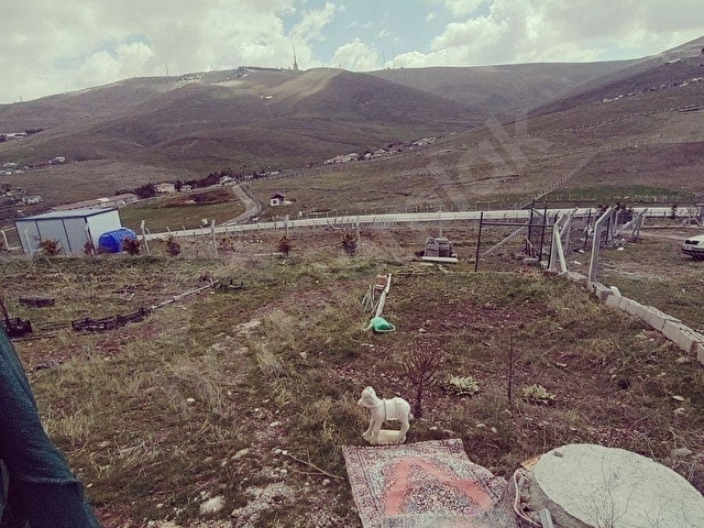 ÇANKAYA YAKUPABDALDA 900M ARSA. İÇİNDE  İÇİNDE EV OLAN,GÜNEŞ ENERJİSİ DE VAR. - Görsel 5