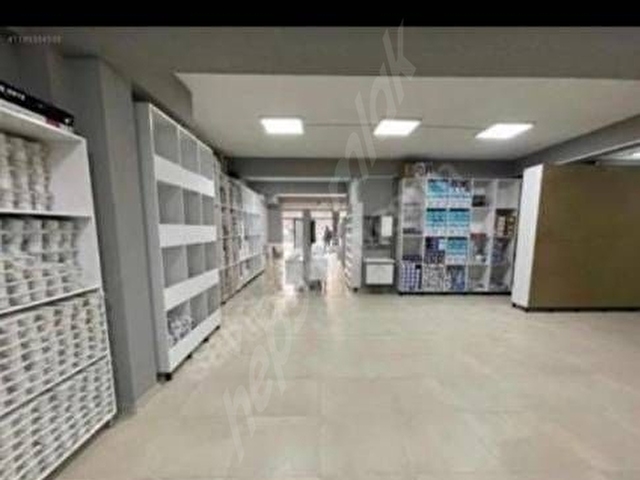 SAHİBİNDEN KİRALIK! 300M2 DÜKKAN/İŞ YERİ - Görsel 4