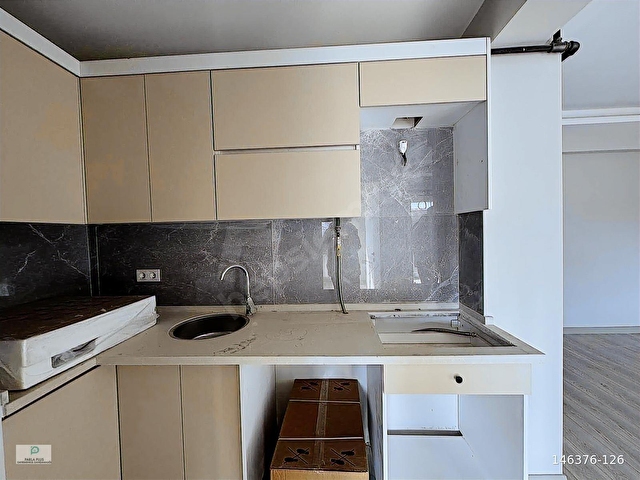 FULL EŞYALI İZBAN KARŞISI ASANSÖRLÜ SIFIR 1+1 KİRALIK DAİRE - Görsel 11