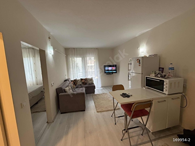 KUŞADASI MERKEZDE KADINLAR DENİZİ YAKINI APART HAVUZLU OTEL - Görsel 23