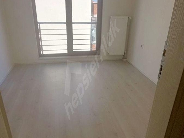 DEPOZİTO YOK!!!!!!!!!  DEVLET HASTANESİ KARŞISIN 90 M2 ARA KAT DAİRE - Görsel 2