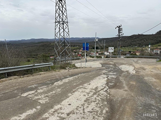 Şile Sortulluda Ana Yola Cepheli 2133 m2 Doğa Manzaralı Arsa - Görsel 10