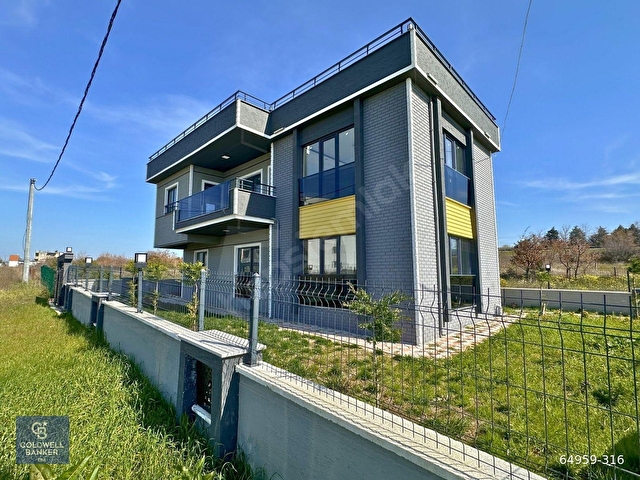 Çanakkale Lapsekide Boğaz Manzaralı Tam Müstakil Sıfır Villa - Görsel 9