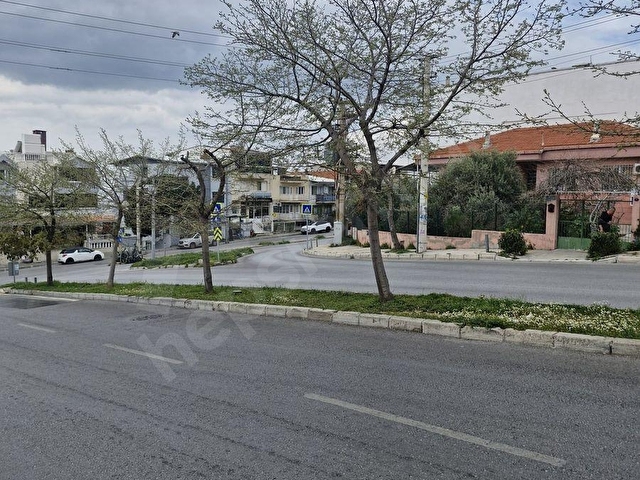 Bornova İnönü Mahallesinde Satılık 3+1 Bahçeli Müstakil Ev - Görsel 4
