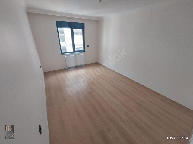 İlkeden İdealtepe Cadde Üzeri Ön Cephe Lüks Yapıda Balkonlu 3+1 - Görsel 22