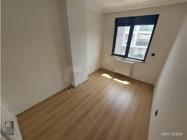 İlkeden İdealtepe Cadde Üzeri Ön Cephe Lüks Yapıda Balkonlu 3+1 - Görsel 26