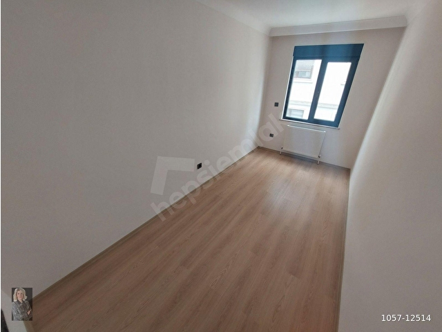 İlkeden İdealtepe Cadde Üzeri Ön Cephe Lüks Yapıda Balkonlu 3+1 - Görsel 12