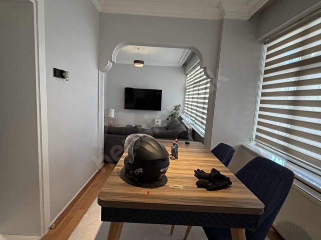 GÜROL AKKAYADAN MERAM TREN GARI KARŞISINDA CADDE CEPHE DAİRE - Görsel 9