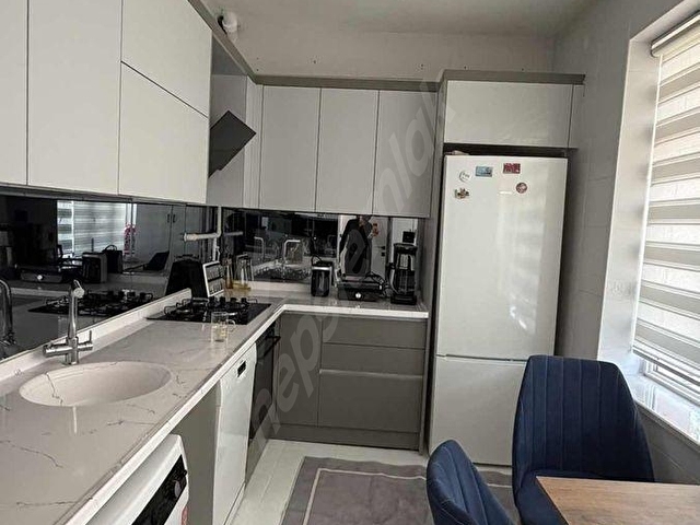 GÜROL AKKAYADAN MERAM TREN GARI KARŞISINDA CADDE CEPHE DAİRE - Görsel 15