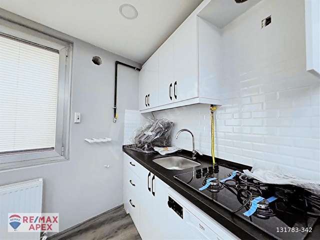4.LEVENTTE METROYA YAKIN LÜKS EŞYALI 1+1 KİRALIK DAİRE - Görsel 10