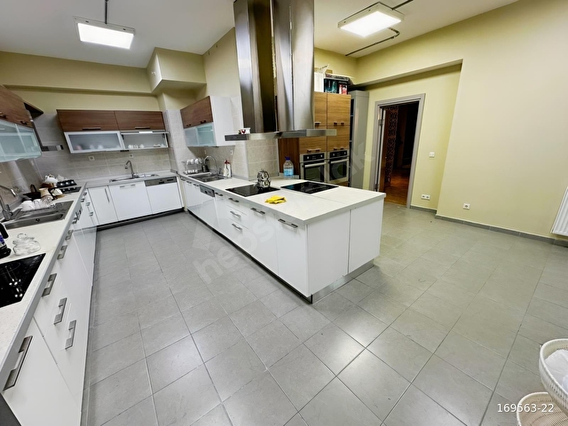 BATIŞEHİR HİRADAN SATILIK 6 ADET BAHÇE KATI LÜKS EŞYALI DAİRE - Görsel 7