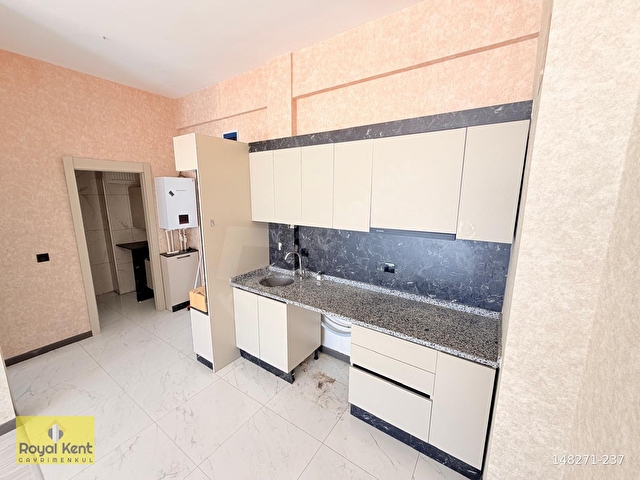 ROYAL KENT KOMBİ+PETEK+KLİMA+CAM BALKON FULL YAPILI 1+1 SATILIK - Görsel 14