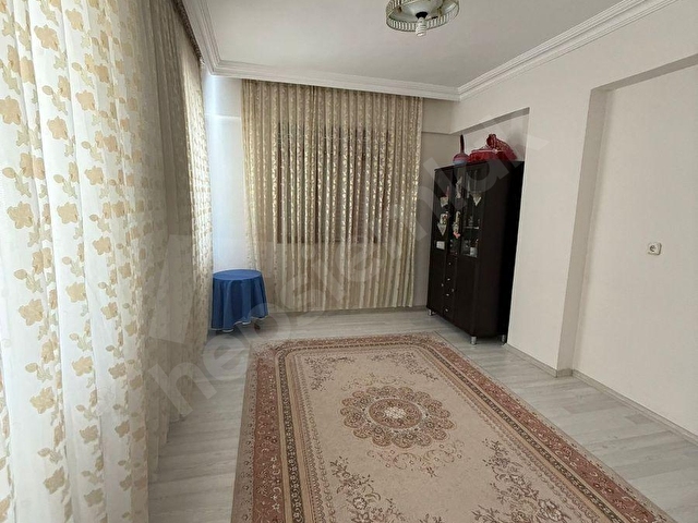 ŞEHİTLER PARKININ YANİNDA EŞYALI KİRALİK 3+1 - Görsel 11