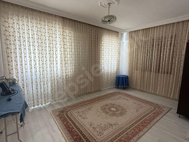 ŞEHİTLER PARKININ YANİNDA EŞYALI KİRALİK 3+1 - Görsel 12