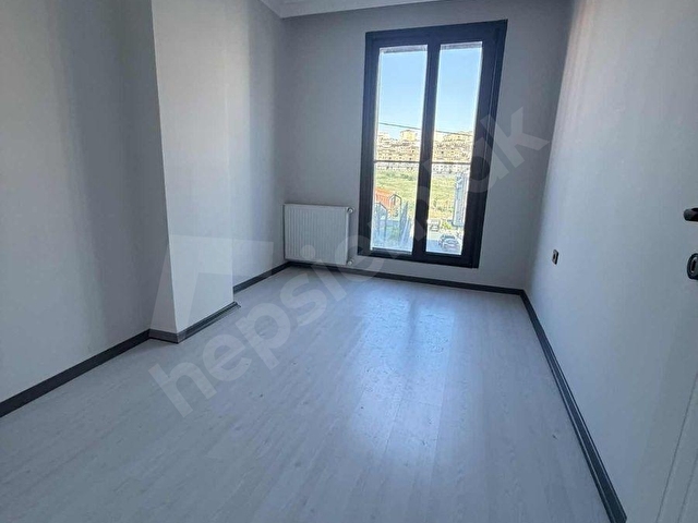 BEYLİKDÜZÜ KAVAKLI MAH VADİ YANINDA 2+1 80 M2 2.KAT İSKANLI - Görsel 13