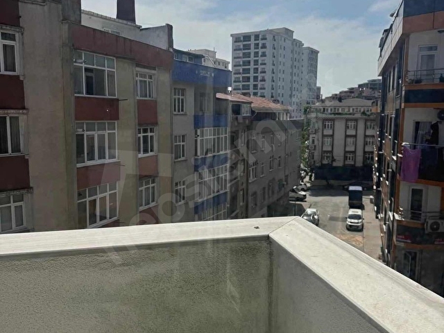 Sultangazi Yunus Emre Mahallesinde 5 Yıllık Binada - Görsel 7