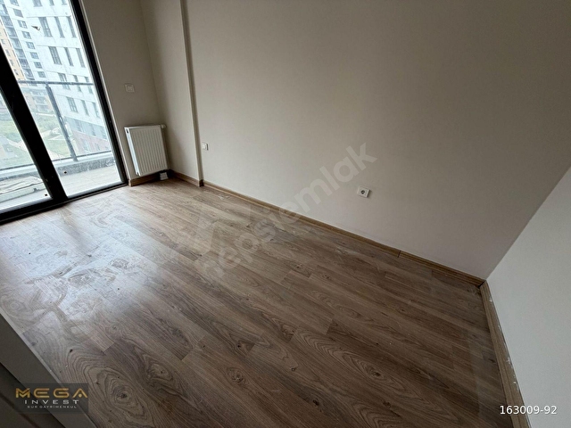 MEGA İNVESTden SURCADDEde KİRALIK 1+1 61 m2 DAİRE - Görsel 8