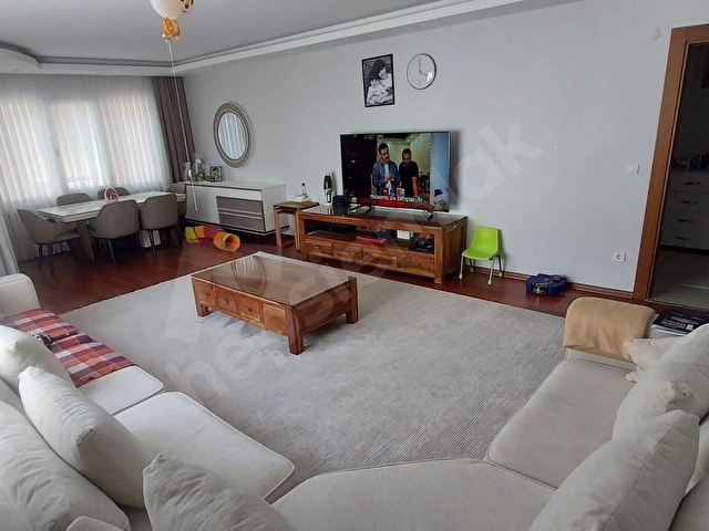 KÜÇÜKÇEKMECE CENNET MAH. TURGUTREİS CAD. 3+1 160M2 SATILIK DAİRE - Görsel 7