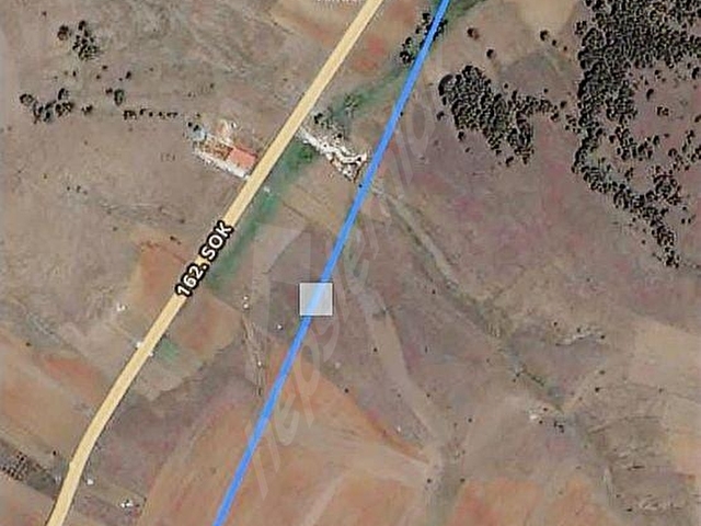 SOYLUDAN SULUKARAAĞAÇTA YATİRİMLİK 3550 m2 TARLA - Görsel 3