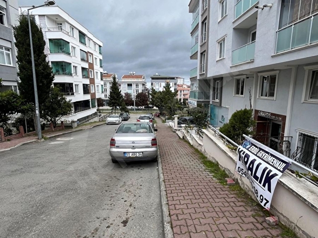 ESENEVLERDE TRAMVAYA 10 ADIM EŞYALI KİRALIK GENİŞ 2,5+1 DAİRE - Görsel 27